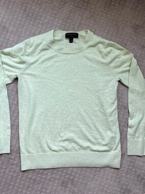 Banana Republic Men’s Light Mint Crewneck Sweater